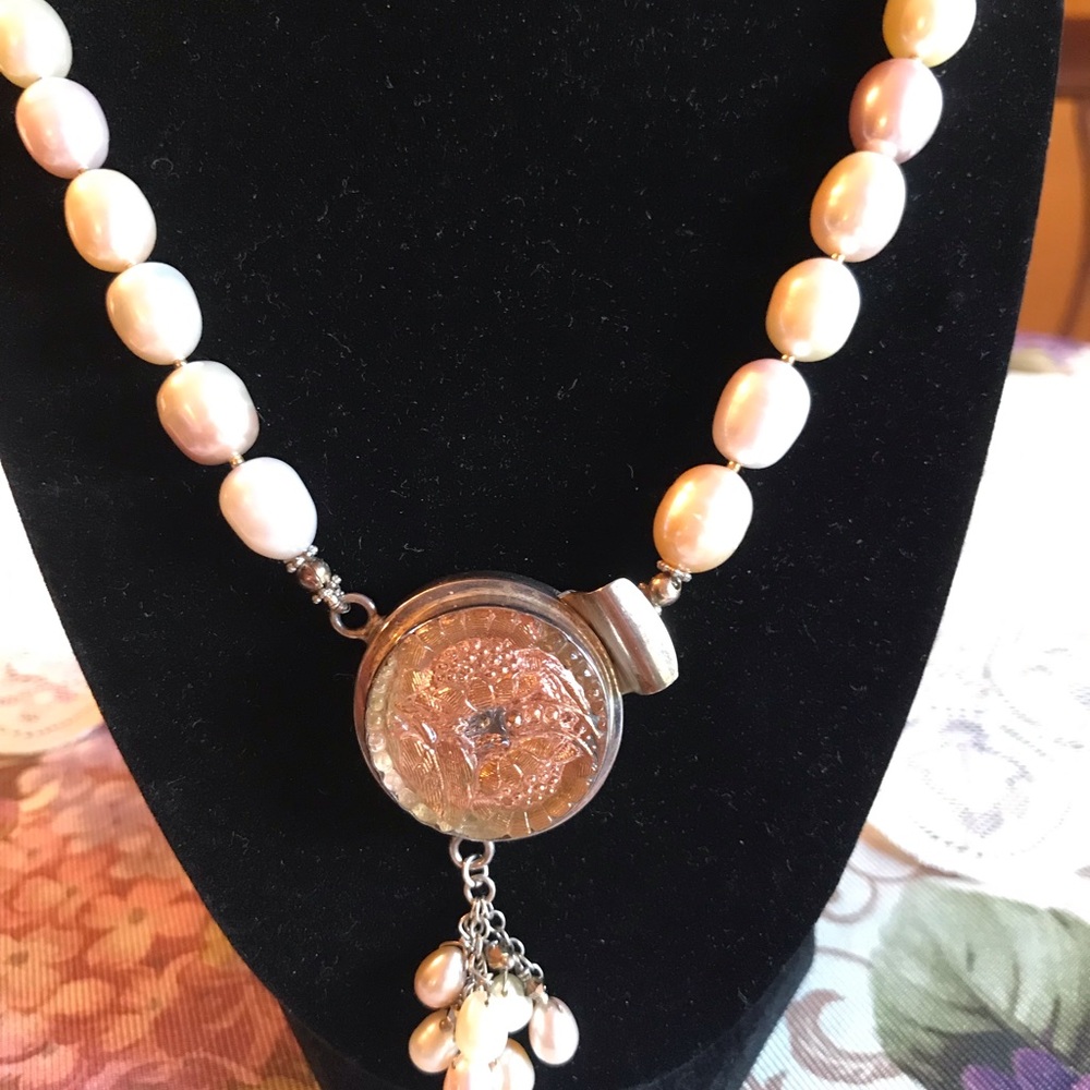 STERLING CLASP SINGLE STRAND OF LARGE GLASS PEARLS - Picture 12 of 14